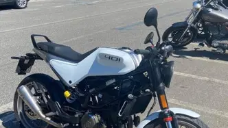 Husqvarna Vitpilen 401 (2021 - 23) usata