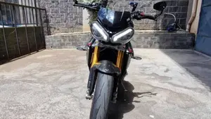 Triumph Speed Triple 1200 RS (2021 - 24)  (8)