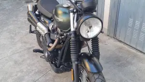 Triumph Street Scrambler 900 (2017 - 18)  (4)