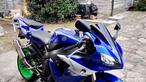 Yamaha YZF R1 (2002 - 03)  (7)