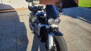 Triumph Rocket 3 R (2021 - 24)  (2)