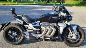 Triumph Rocket 3 R (2021 - 24)  (6)