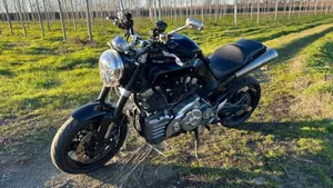 Yamaha MT-01 (2005- 11) 