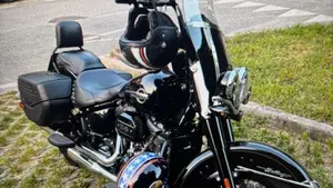 Harley-Davidson 114 Heritage Classic (2018 - 20) - FLHCS  (2)