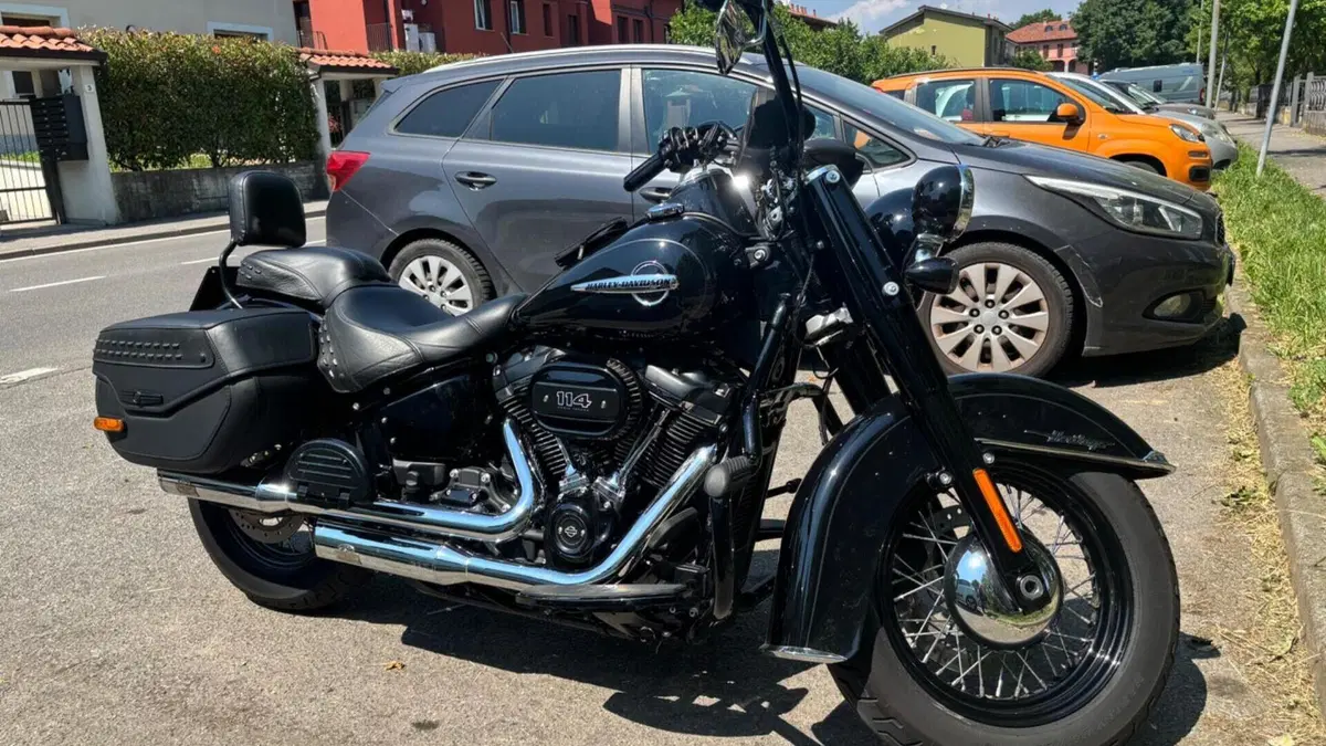 Harley-Davidson 114 Heritage Classic (2018 - 20) - FLHCS  (14)