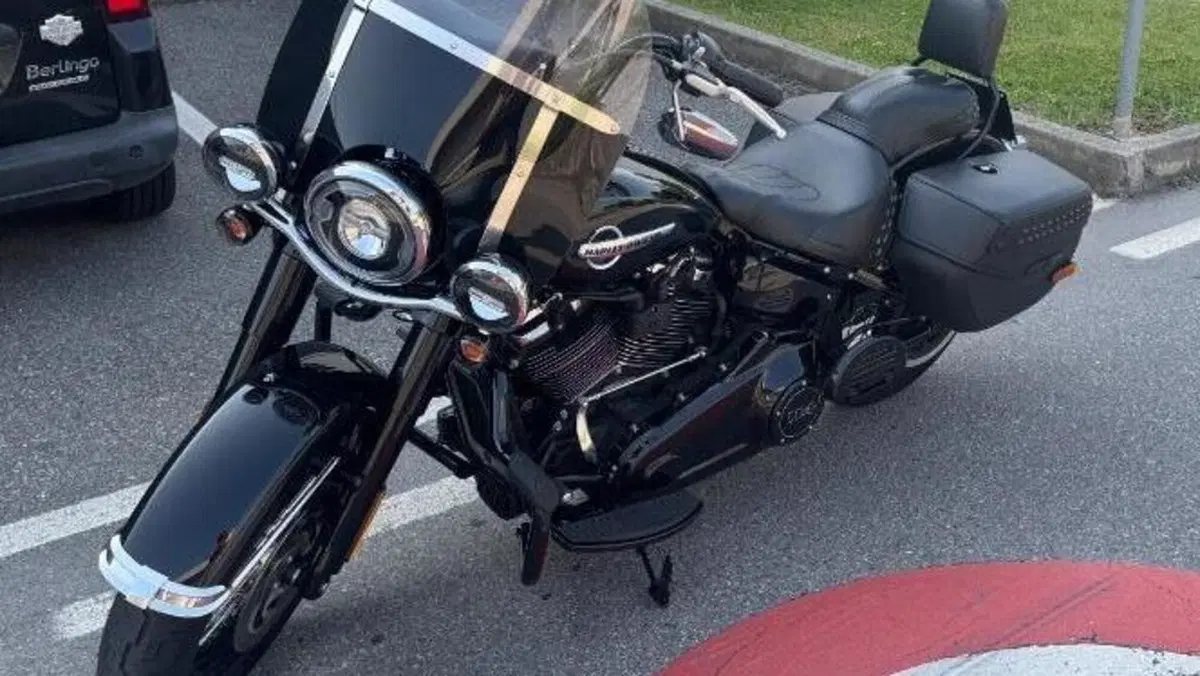 Harley-Davidson 114 Heritage Classic (2018 - 20) - FLHCS  (12)