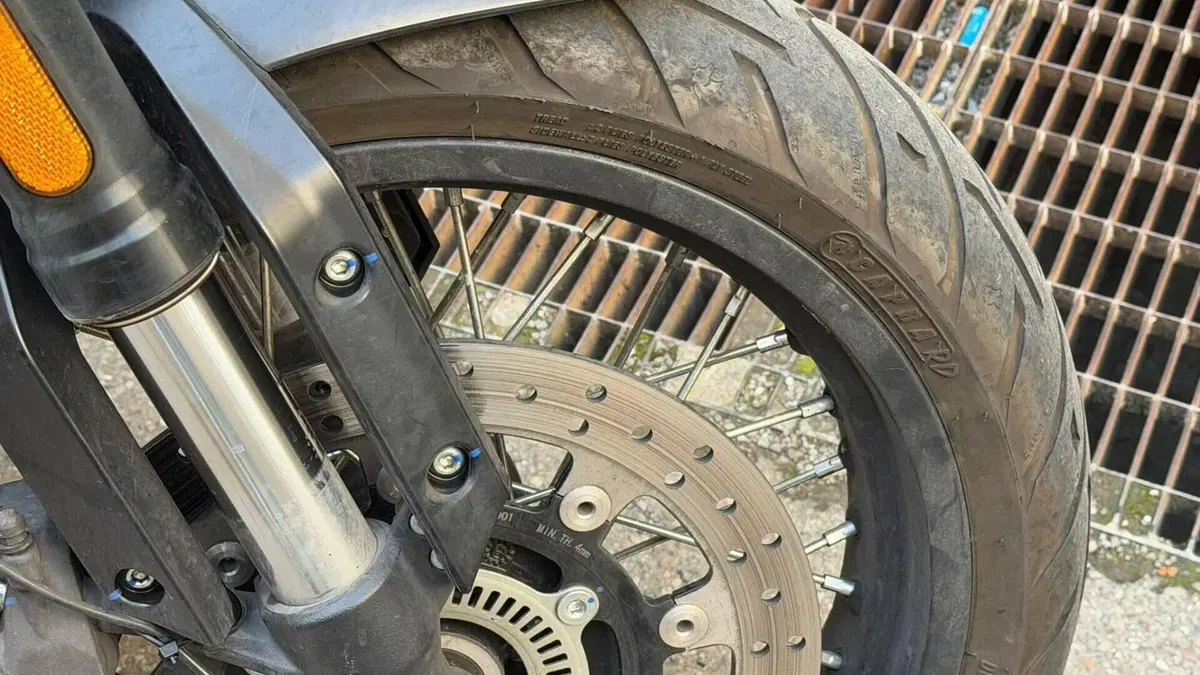 Brixton Motorcycles Crossfire 500 X (2020)  (5)