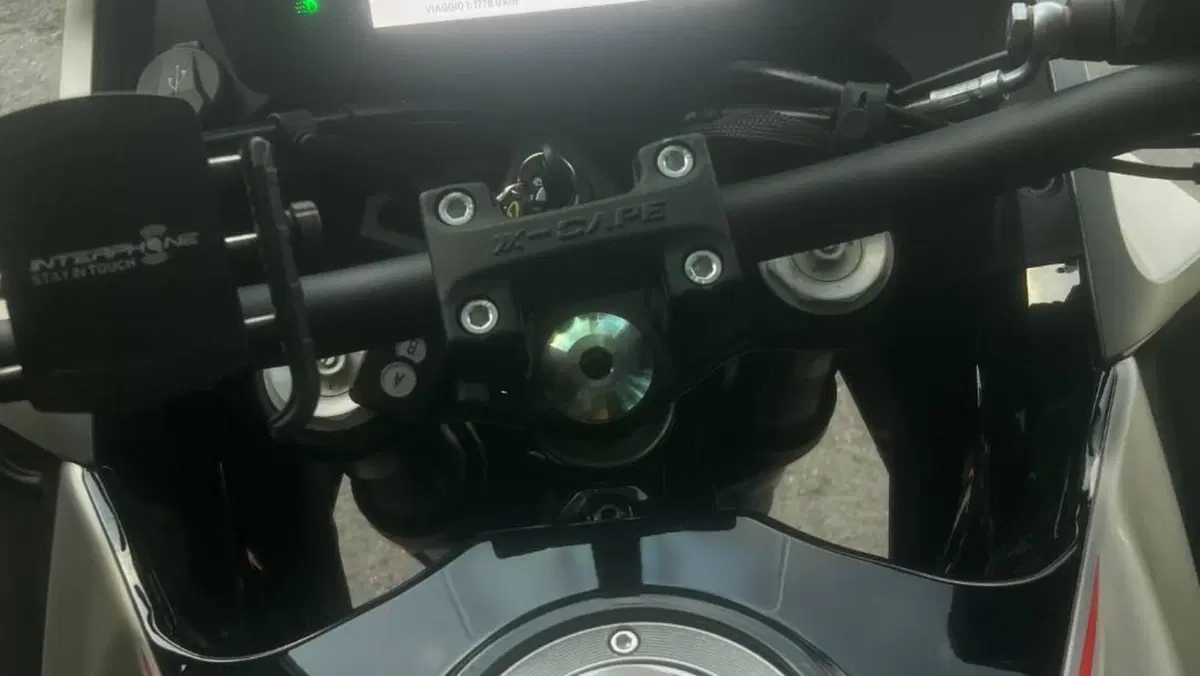 Moto Morini X-Cape 650 (2021 - 26)  (6)