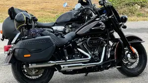 Harley-Davidson 114 Heritage Classic (2018 - 20) - FLHCS 