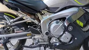 Yamaha FZ6 Fazer (2004 - 07)  (4)