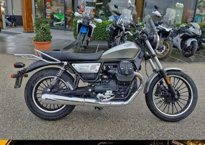 Moto Guzzi V9 Roamer (2021 - 24) - Annuncio 9944450