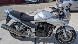 Suzuki GSF 650 Bandit S (2005 - 06)  (4)