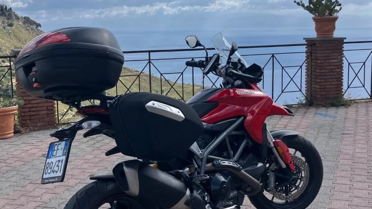 Ducati Hyperstrada 939 (2016 - 18)  (2)