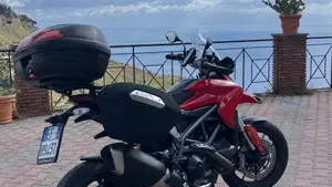 Ducati Hyperstrada 939 (2016 - 18)  (2)