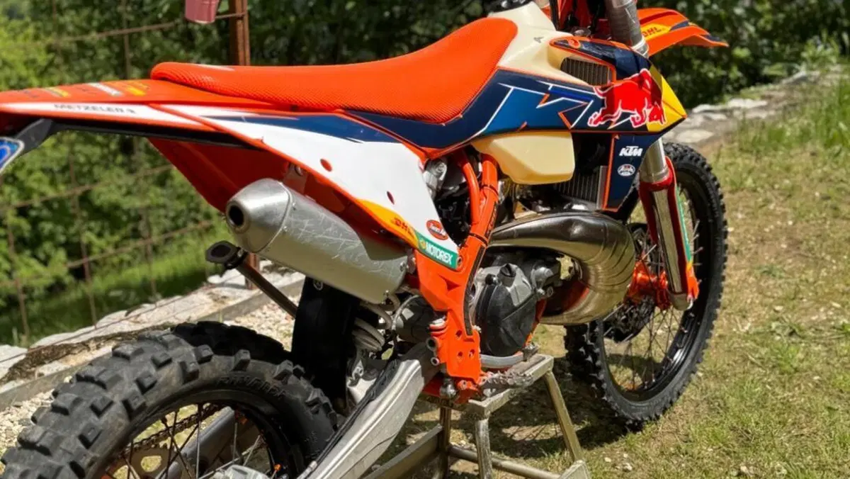KTM 250 EXC TPI (2023)  (3)