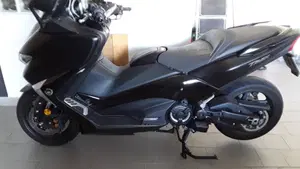 Yamaha T-Max 530 SX (2017 - 19)  (3)