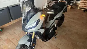 Honda X-ADV 750 DCT Travel (2021 - 24) 