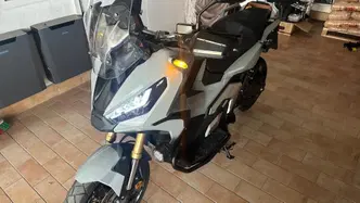 Honda X-ADV 750 DCT Travel (2021 - 24) usata