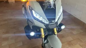 Honda X-ADV 750 DCT Travel (2021 - 24)  (2)