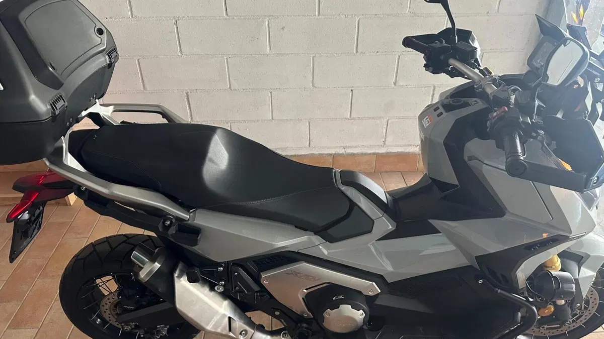 Honda X-ADV 750 DCT Travel (2021 - 24)  (8)