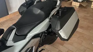 Honda X-ADV 750 DCT Travel (2021 - 24)  (10)