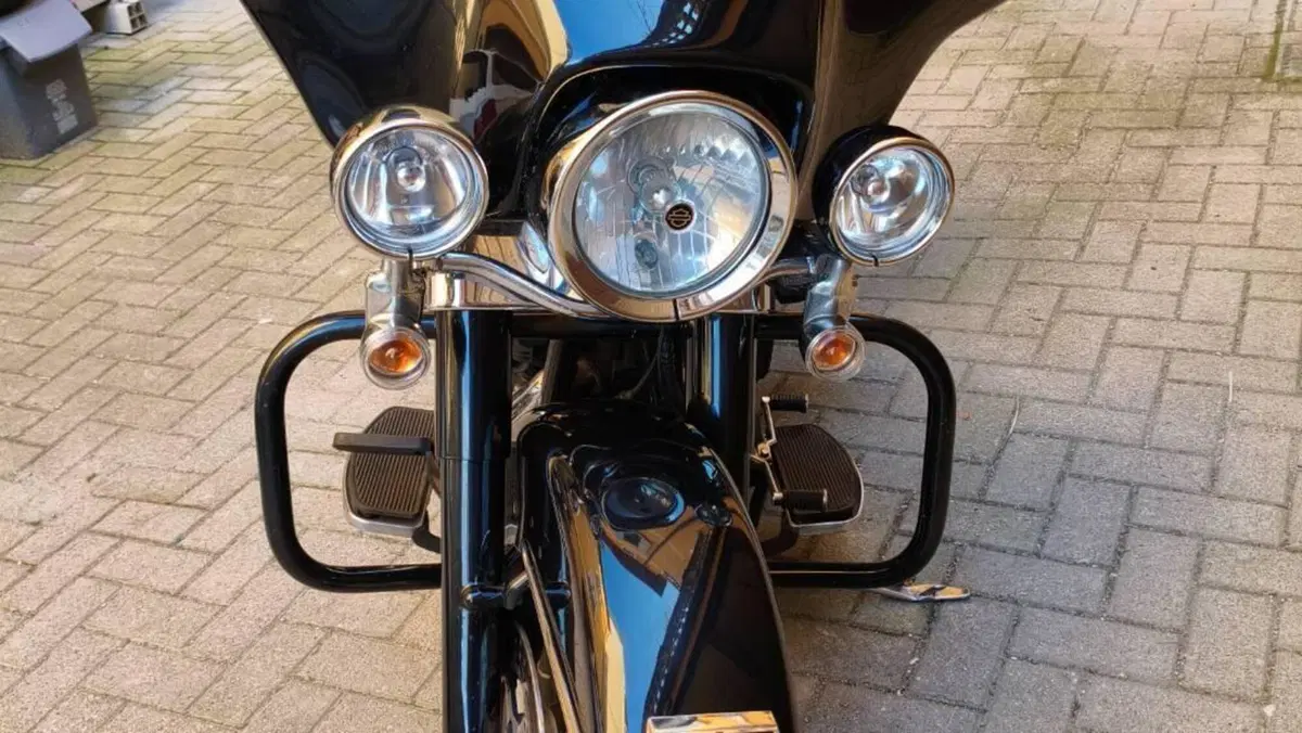 Harley-Davidson 1450 Electra Glide Classic (2002) - FLHTC  (12)