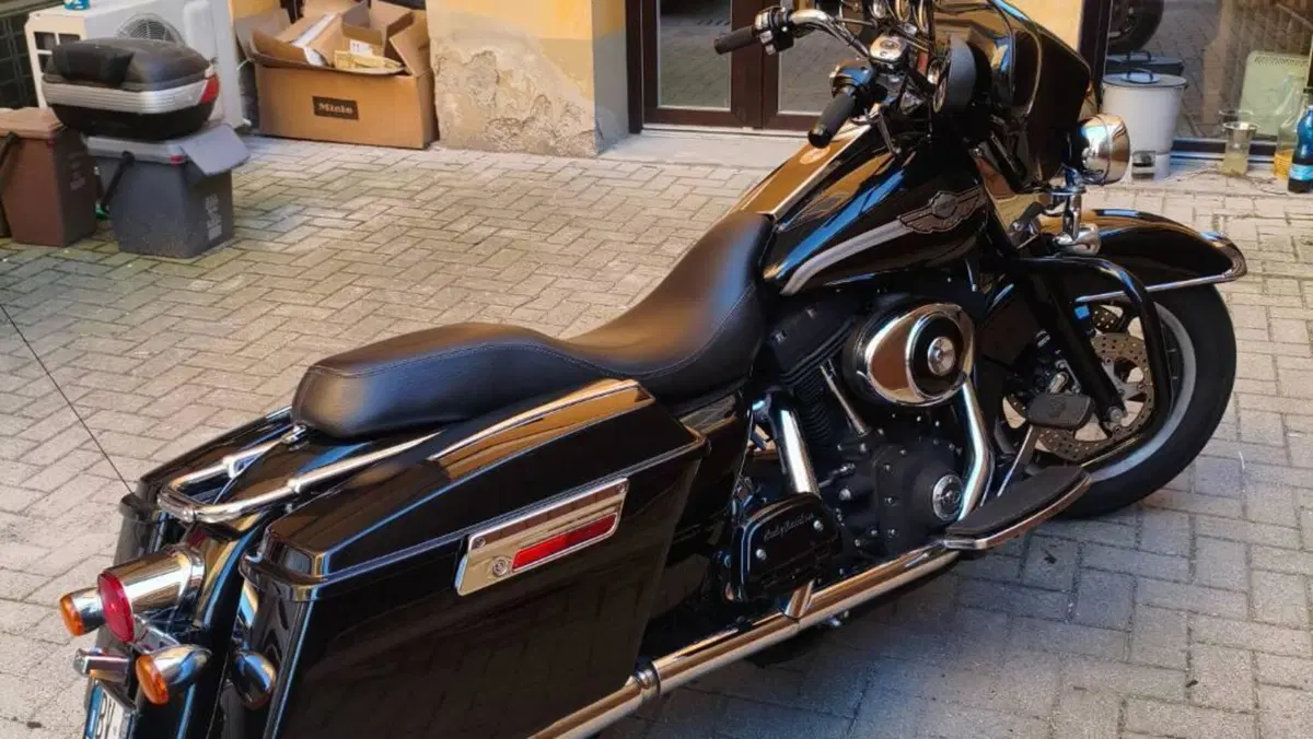 Harley-Davidson 1450 Electra Glide Classic (2002) - FLHTC  (18)