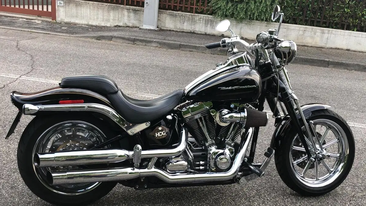 Harley-Davidson 1800 Springer (2009 - 12) - FXSTSSE 