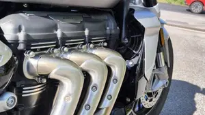 Triumph Rocket 3 R (2021 - 24)  (3)