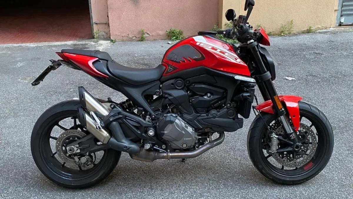 Ducati Monster 937 + (2021 - 25)  (3)
