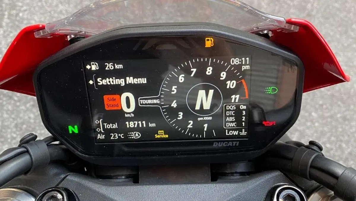 Ducati Monster 937 + (2021 - 25)  (6)