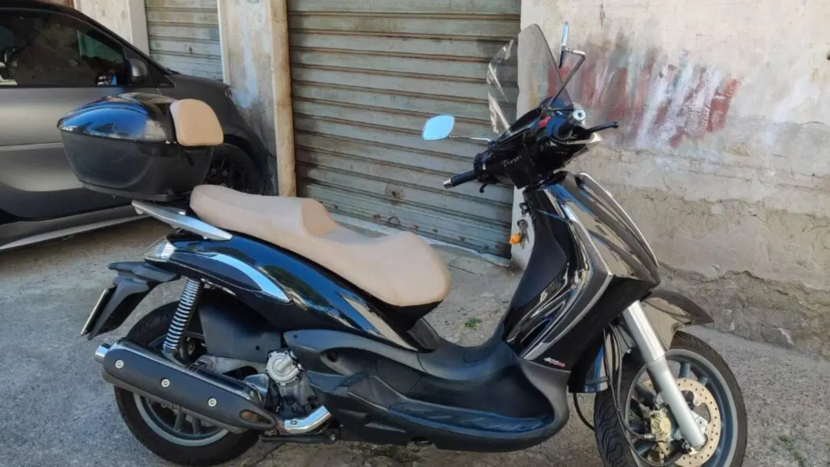 Piaggio Beverly 400 i.e. (2006 - 10)  (3)