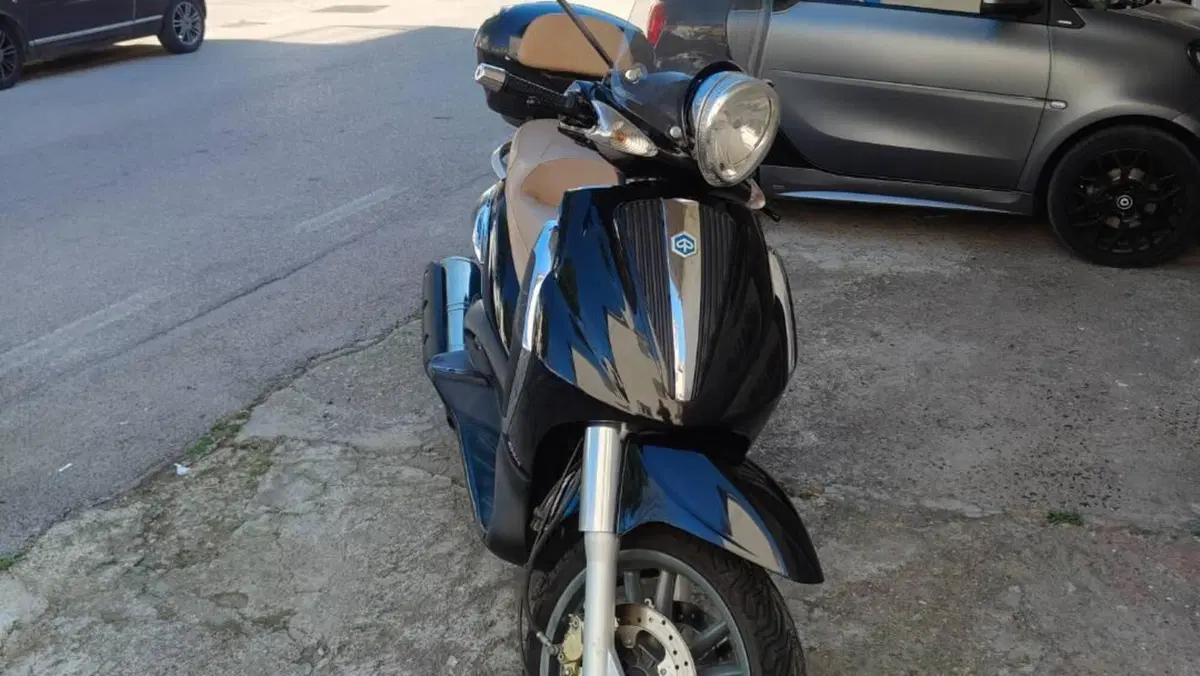 Piaggio Beverly 400 i.e. (2006 - 10)  (4)