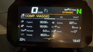 Bmw R 1300 GS Triple Black (2023 - 26)  (8)