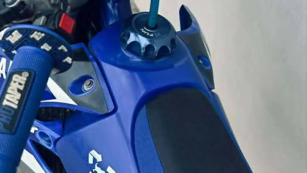 Yamaha YZ 450 F (2008)  (4)