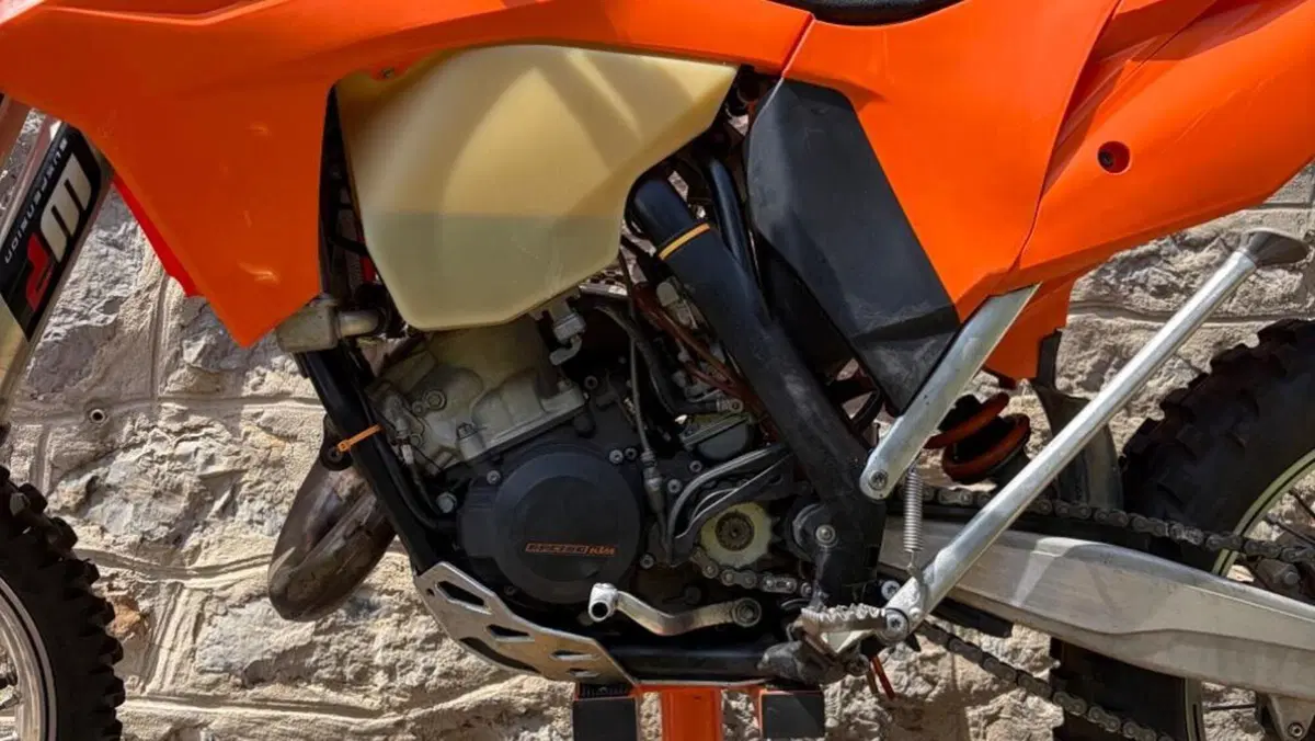 KTM 125 EXC (2012)  (5)