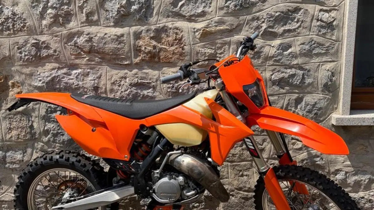 KTM 125 EXC (2012)  (6)