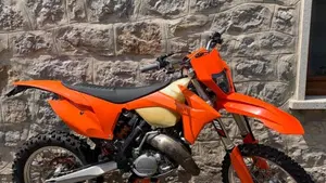 KTM 125 EXC (2012)  (6)