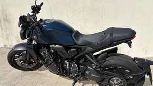 Honda CB 1000 R Black Edition (2021 - 25)  (3)