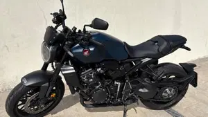 Honda CB 1000 R Black Edition (2021 - 25)  (5)