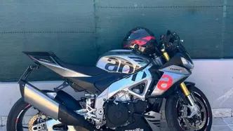 Aprilia Tuono V4 (2021 - 24) usata