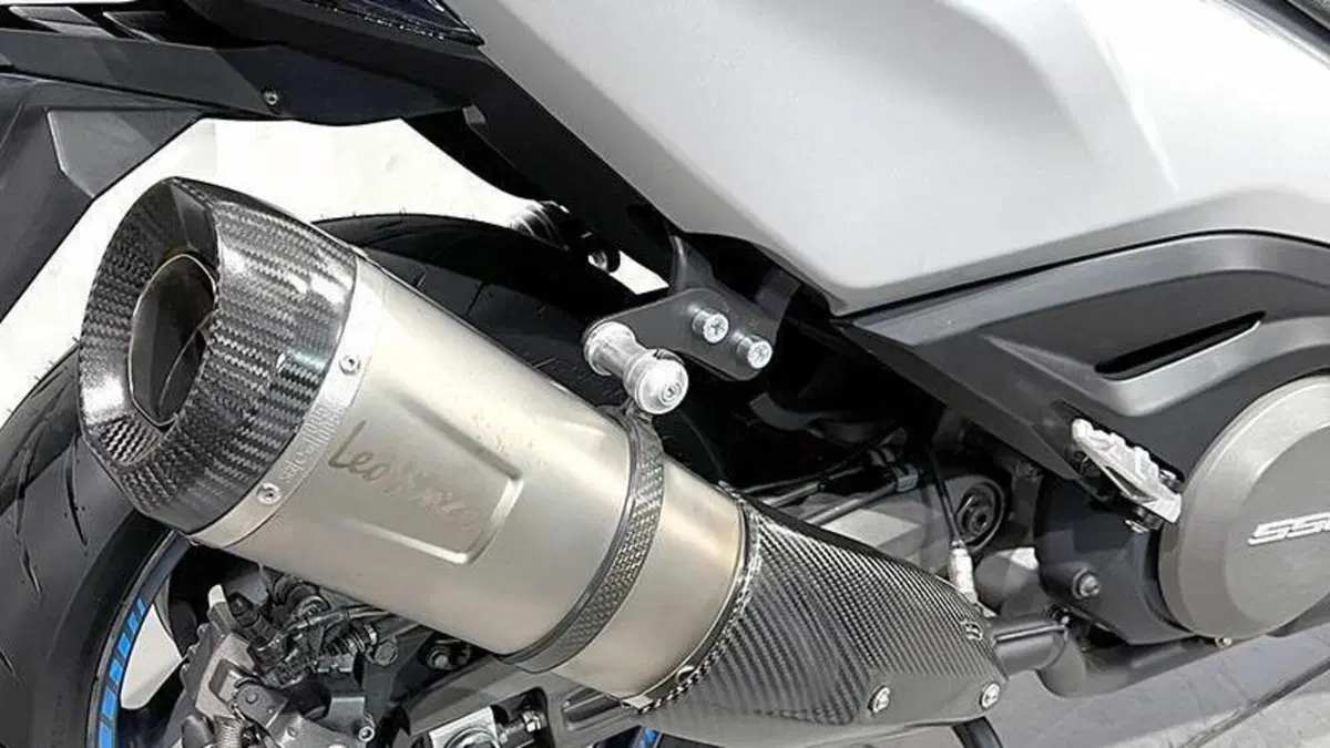 Kymco AK 550 (2017 - 19)  (4)