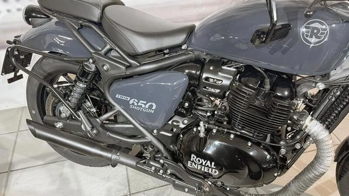 Royal Enfield Shotgun 650 (2024 - 26)  (5)