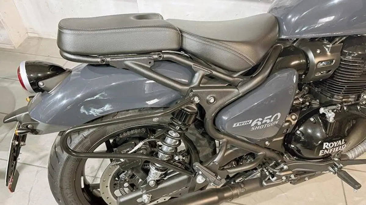 Royal Enfield Shotgun 650 (2024 - 26)  (6)