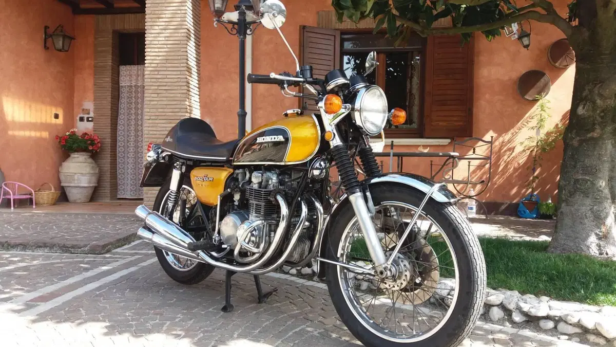 Honda   (4)