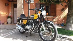 Honda   (4)