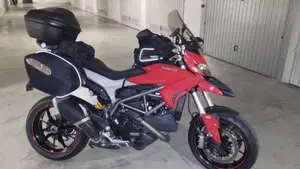 Ducati Hyperstrada 821 (2013 - 15)  (3)