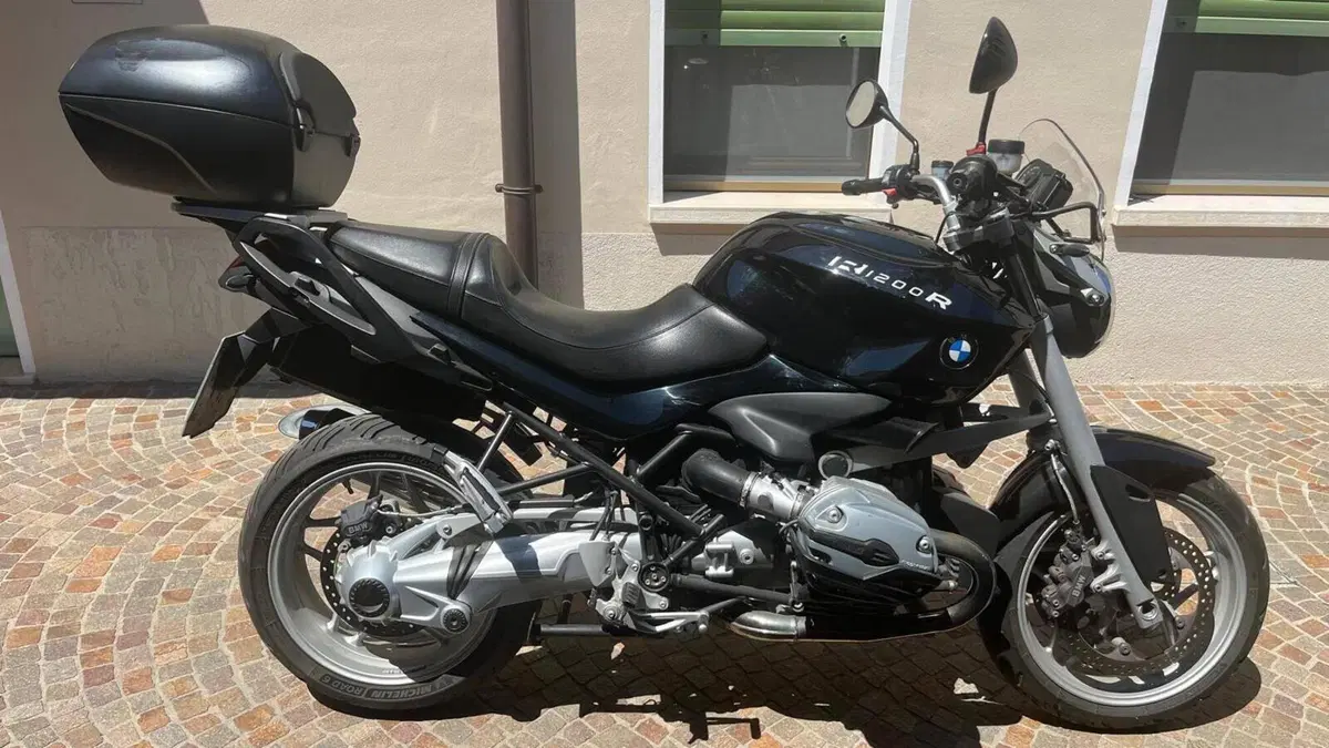 Bmw R 1200 R (2011 - 14)  (2)
