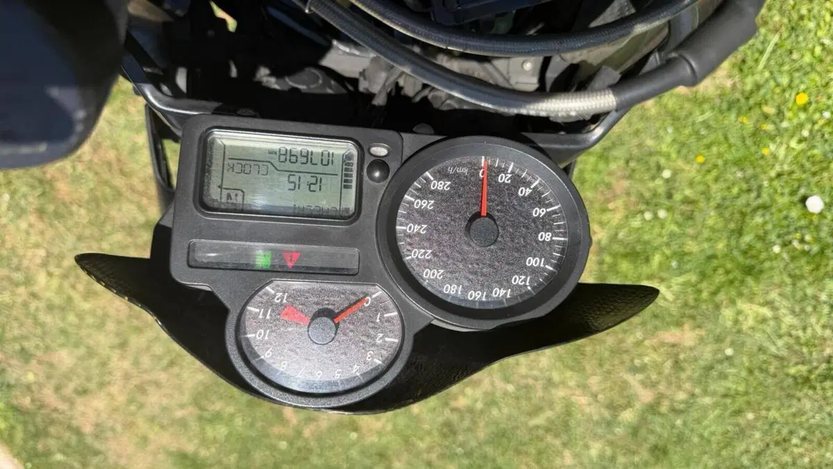 Bmw K 1200 R  (5)