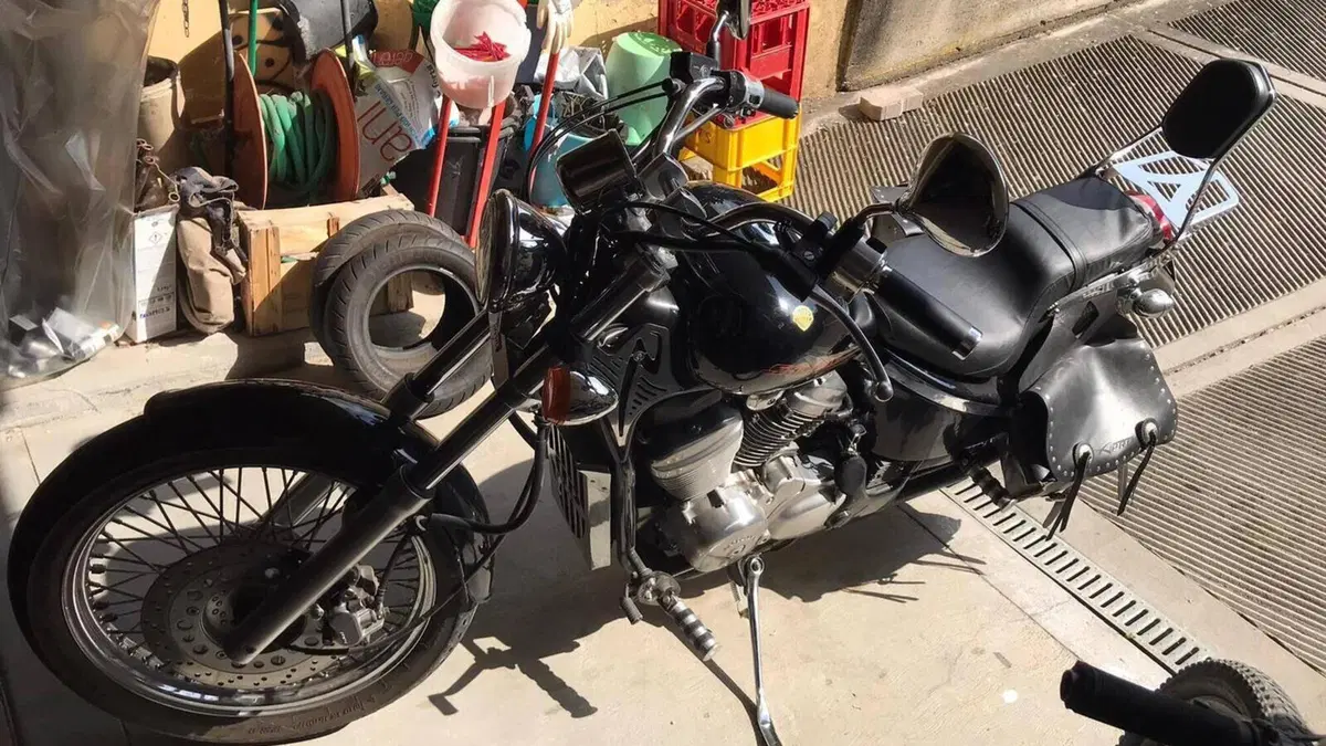 Honda VT 600 C Shadow (1989 - 02)  (2)